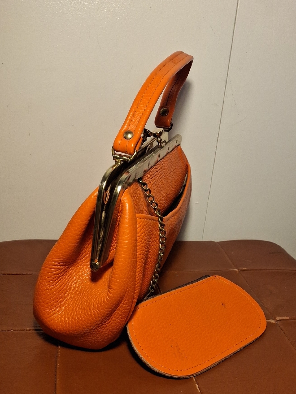 Vintage Orange Leather Top-Handle Frame Bag with Coin Pouch - Picture 2 of 9